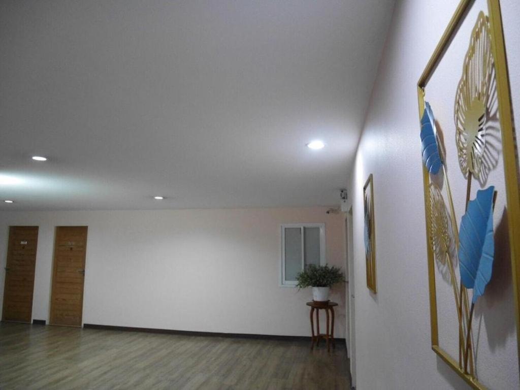 Phaphoom Boutique Residence Bangkok Exteriör bild