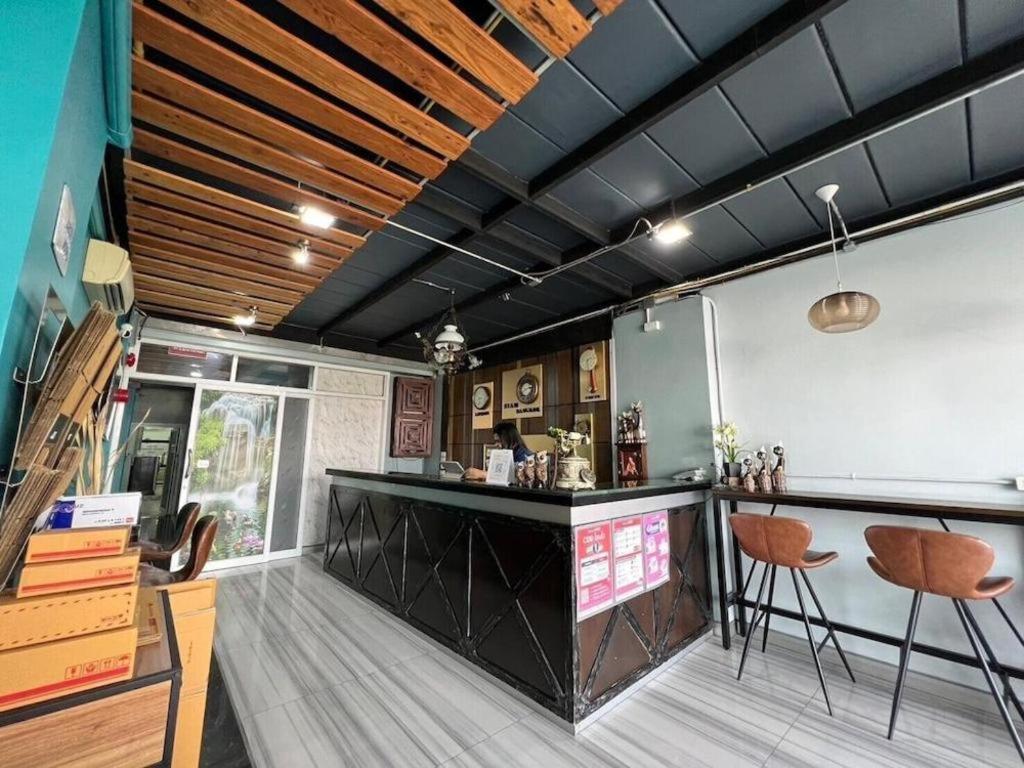 Phaphoom Boutique Residence Bangkok Exteriör bild